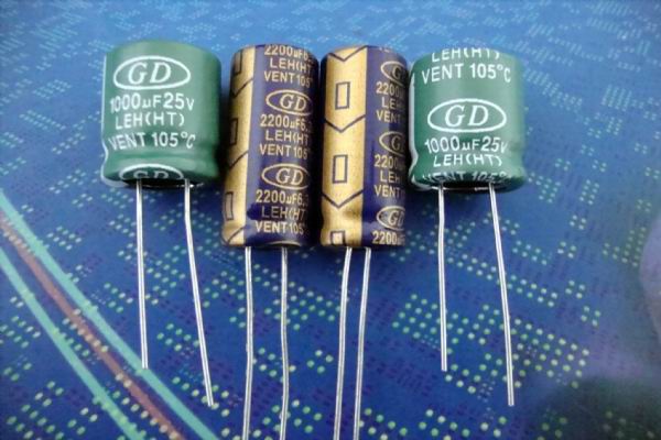 高頻低阻抗電解電容1000UF10V 8X11