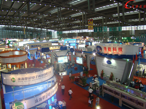 來自50多個國家和地區(qū)的20000多名觀眾參觀展覽會