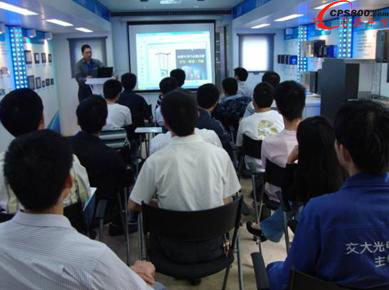 �͑����̎��^�࣬�ڲ�ͬ�^���^