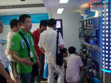 �͑��҂��Ĺ��S�W�jչʾ�����dȤ