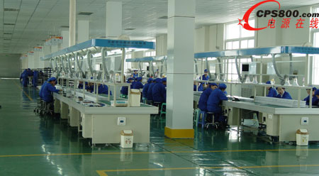 光伏產業迎來“寒冬” 國內50多家太陽能企業倒閉