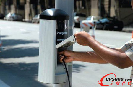 國內首個充電接口標準的出臺 促進充電站建設進入快車道