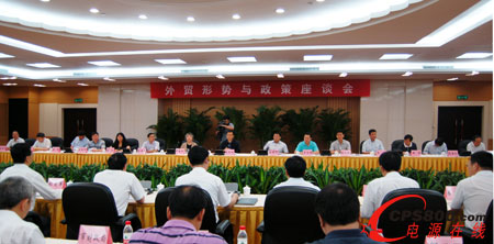 ��Մ���F��