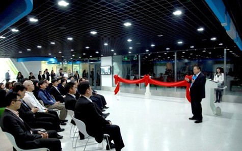 �_�_���F�����_�ͨ�ߌ��I�������_�_�Ϻ��\�I�����C����Ļ�xʽ