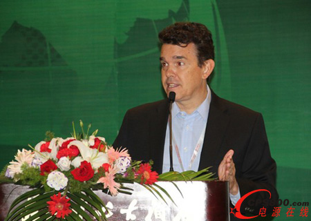 �۴��ۼ��FCEO Alexander Glos 