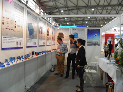 �ҹ�˾չ�_���֮a(ch��n)Ʒչʾ���N���ˆT���͑����dȤ�Įa(ch��n)Ʒ���ļ�(x��)�µ��v��