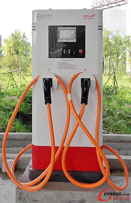 ���A��ʢ늄���܇���ϵ�y�������������д���Gɫ���������ӱ�