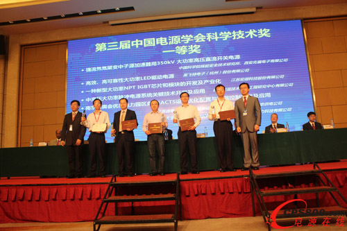 �Ƽ��M����