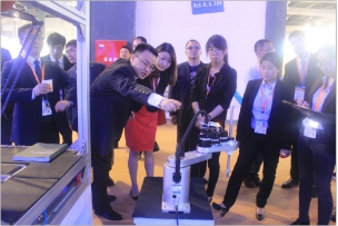 ��(y��u)�ی������Ͻ���   �Ϻ����L���۵��I���W�Rչλ���^