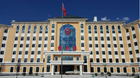 Ӣ���v�Դ�И�(bi��o)�����I�F·�ּtɫ����������늹���һ���(xi��ng)Ŀ