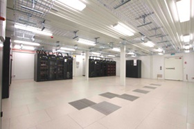 Flexenclosure公司提供eCentre模塊化數(shù)據(jù)中心內(nèi)景