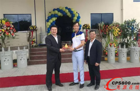 ���u��·���ЙC�������cFirstPhilec����ArielOng��Ӱ 